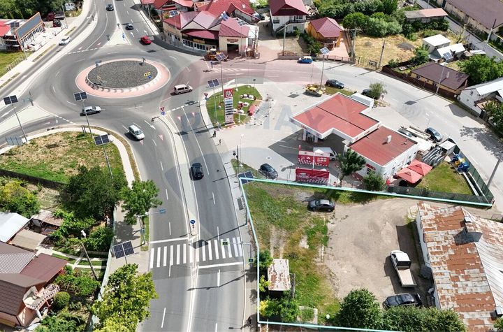 Teren 1,332mp  plus hală Târgu Frumos lângă LukOil anunturi imobiliare Iasi