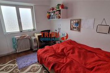 Apartament 4 camere de vanzare CETATE - Alba anunturi imobiliare Alba