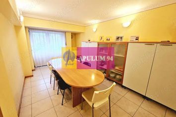 Piata Unirii vanzare apartament 4 camere, metrou anunturi imobiliare Bucuresti