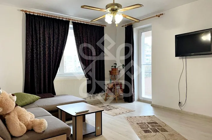 Apartament cu 3 camere de vanzare in Rogerius, Oradea anunturi imobiliare Bihor