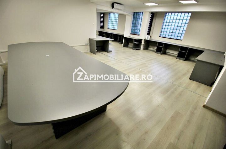 Spatiu de birou 60mp. cu parcare,zona Centrală anunturi imobiliare Mures
