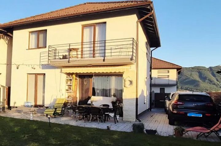 Casă - 4 camere de inchiriat GHIMBAV - Brasov anunturi imobiliare Brasov