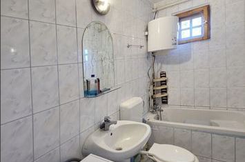 VANZARE 2 CAMERE -  40 MP. - GAESTI anunturi imobiliare Dambovita