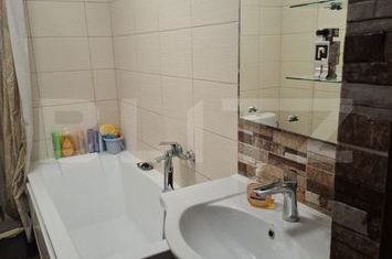 Apartament 2 camere de vanzare TRACTORU - Brasov anunturi imobiliare Brasov
