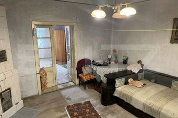 Casă - 4 camere de vanzare SUCEAVA - Suceava anunturi imobiliare Suceava