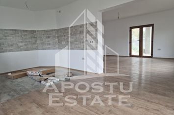 Casă - 5 camere de vanzare ARADUL NOU - Arad anunturi imobiliare Arad