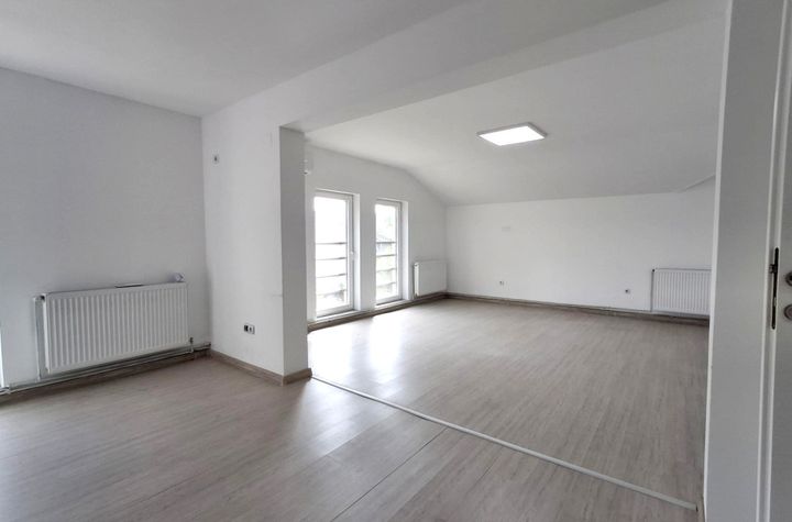 Spațiu comercial de inchiriat ORADEA - Bihor anunturi imobiliare Bihor