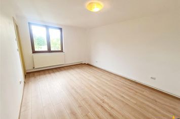 Casă - 7 camere de inchiriat BARTOLOMEU - Brasov anunturi imobiliare Brasov