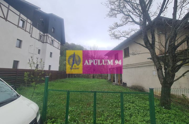 Apartament cu 3 camere de vanzare in Busteni - Zona Alexandros anunturi imobiliare Prahova