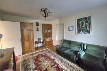 Apartament 3 camere de vanzare BRAZDA LUI NOVAC - Dolj anunturi imobiliare Dolj