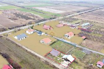 Casă - 2 camere de vanzare SUD - Satu Mare anunturi imobiliare Satu Mare