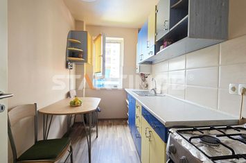 Apartament cu boxa si parcare zona Coresi anunturi imobiliare Brasov