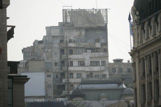 Chichineaţă ultracentrală la preţ de lux