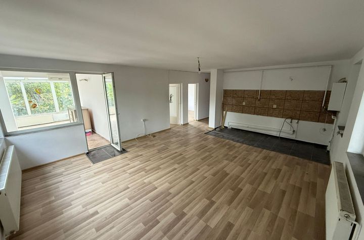 Apartament 3 camere de vanzare BAIA MARE - Maramures anunturi imobiliare Maramures