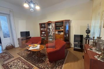 Apartament 3 camere de vanzare ARAD - Arad anunturi imobiliare Arad