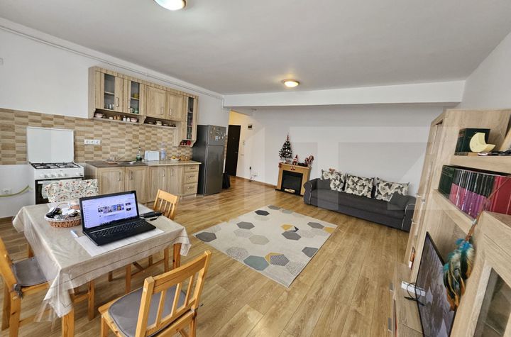 Apartament 2 camere de vanzare FLORESTI - Cluj anunturi imobiliare Cluj