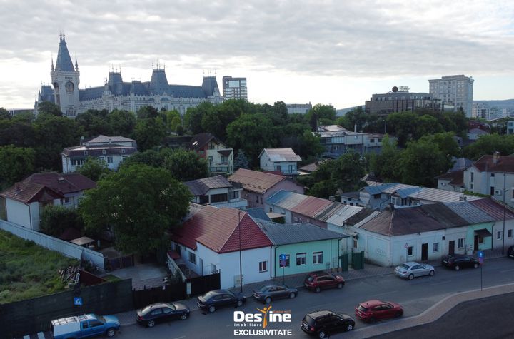 Casă - 5 camere de vanzare IASI - Iasi anunturi imobiliare Iasi