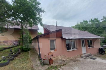 Casă - 7 camere de vanzare VALCELE - Covasna anunturi imobiliare Covasna