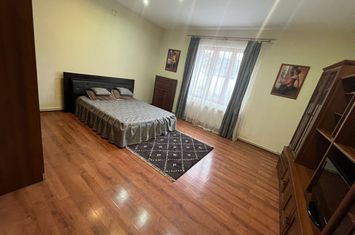 Vilă - 6 camere de vanzare COMPLEX STUDENTESC - Timis anunturi imobiliare Timis