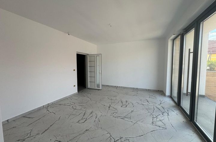 Vilă - 5 camere de inchiriat RADAUTI - Suceava anunturi imobiliare Suceava