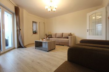 Decebal-Piata Alba Iulia-vedere bulevard-studio complet renovat anunturi imobiliare Bucuresti