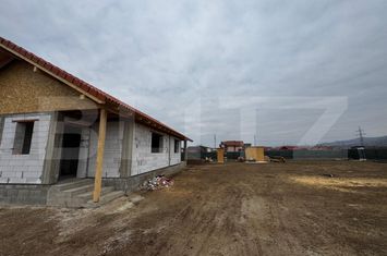 Casă - 4 camere de vanzare ALBA IULIA - Alba anunturi imobiliare Alba