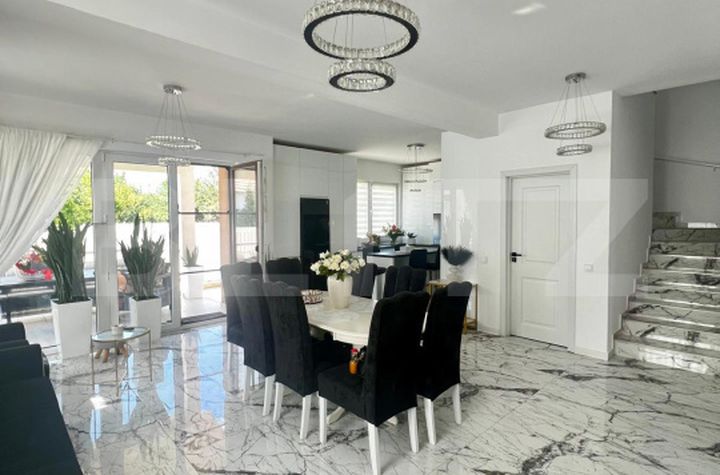 Vilă - 5 camere de vanzare CLUJ-NAPOCA - Cluj anunturi imobiliare Cluj