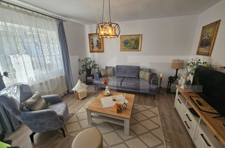 Vilă - 3 camere de vanzare CHINTENI - Cluj anunturi imobiliare Cluj