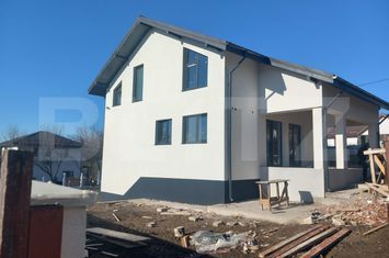 Vilă - 5 camere de vanzare IASI - Iasi anunturi imobiliare Iasi