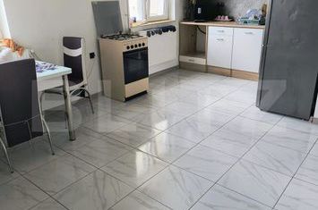 Apartament 3 camere de vanzare DEJ - Cluj anunturi imobiliare Cluj