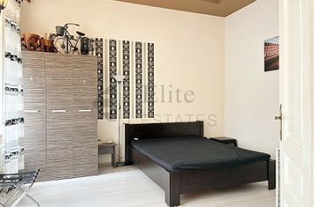 Apartament 3 camere in zona Universitatii din Oradea anunturi imobiliare Bihor