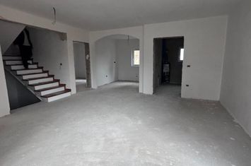 Vilă - 6 camere de vanzare RADAUTI - Suceava anunturi imobiliare Suceava