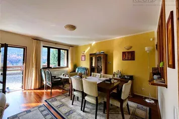 Vilă - 4 camere de vanzare BUSTENI - Prahova anunturi imobiliare Prahova
