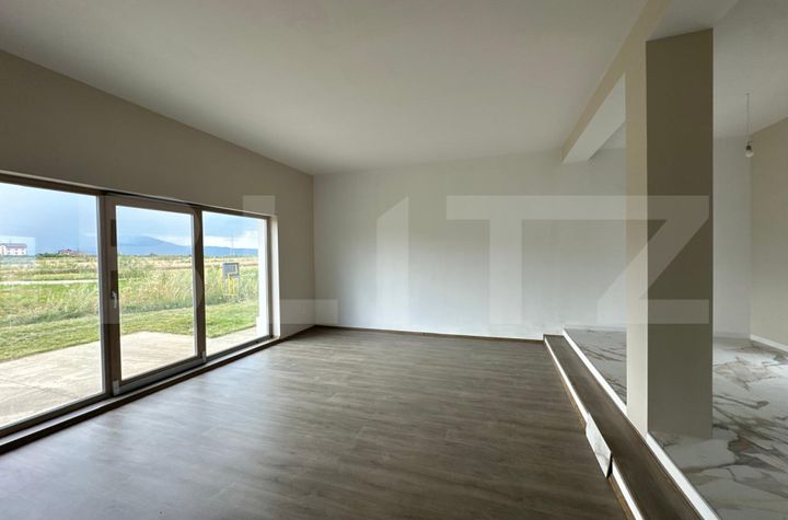 Vilă - 5 camere de vanzare TARLUNGENI - Brasov anunturi imobiliare Brasov