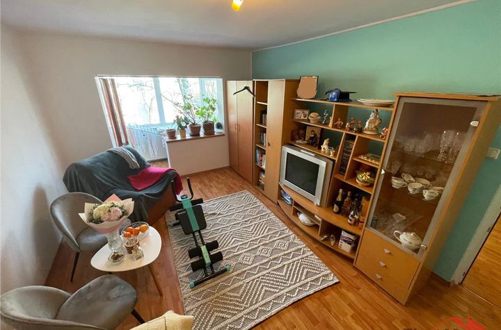 Apartament 2 camere de vanzare CENTRAL - Vrancea anunturi imobiliare Vrancea