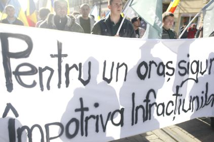 Marş împotriva mafiei imobiliare din Timişoara