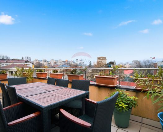 Apartament 3 camere Iasi, 101 mp
