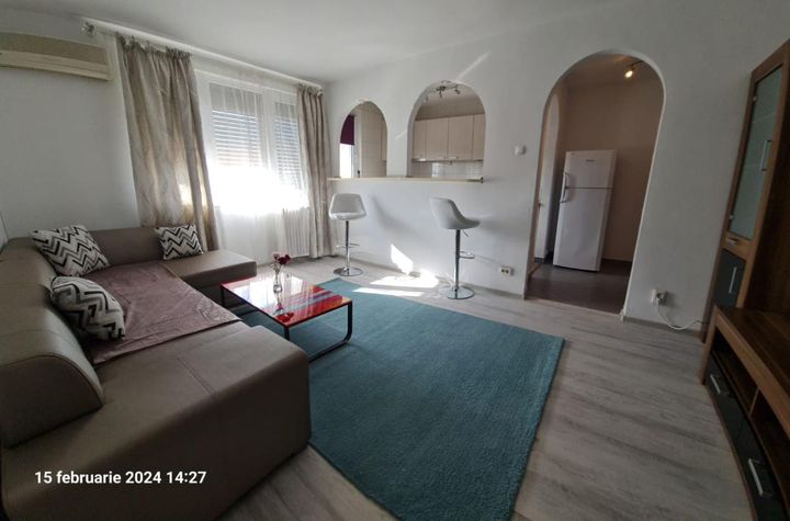 Apartament 2 camere de vanzare 1 MAI - Bucuresti anunturi imobiliare Bucuresti