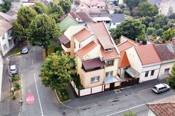 Vilă - 7 camere de vanzare CENTRAL - Satu Mare anunturi imobiliare Satu Mare