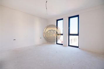 Apartament 3 camere de vanzare CENTRAL - Bihor anunturi imobiliare Bihor