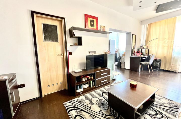 Garsonieră de vanzare ORADEA - Bihor anunturi imobiliare Bihor