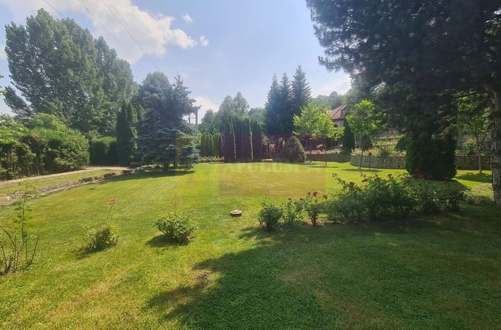 Vila de vanzare in Campina - Zona Lunca Mare anunturi imobiliare Prahova