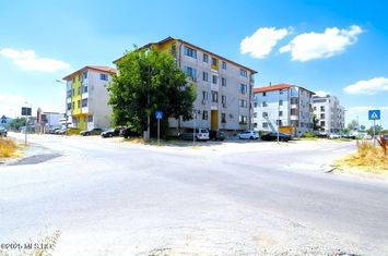 Compozitorilor - 3 camere, 73 mp, parter inalt, parcare plus curte! anunturi imobiliare Constanta