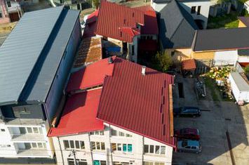 Spațiu comercial vitrat-central ARAD 250 mp utili anunturi imobiliare Arad