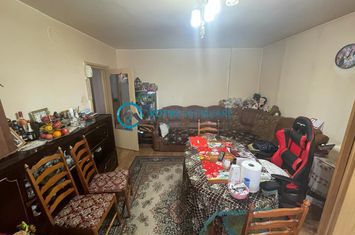 Apartament 3 camere de vanzare CANTACUZINO - Prahova anunturi imobiliare Prahova