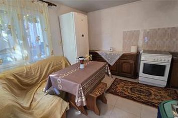 Casă - 3 camere de inchiriat ULTRACENTRAL - Suceava anunturi imobiliare Suceava