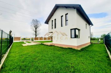 Casă - 4 camere de vanzare COMUNA BERCENI - Bucuresti anunturi imobiliare Bucuresti