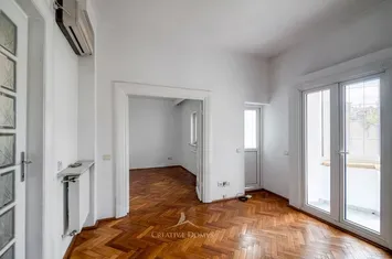 Universitate / Spatiu de birouri / Doua camere / Centrala proprie anunturi imobiliare Bucuresti