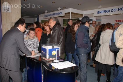 Targurile imobiliare se tin lant