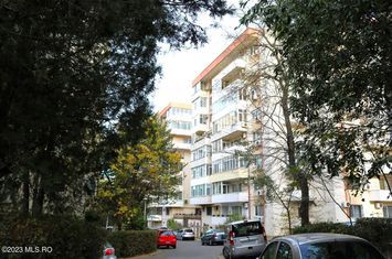 Apartament 5 camere de vanzare TOMIS NORD - Constanta anunturi imobiliare Constanta